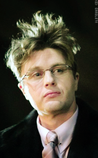 Michael Pitt ViyH4War