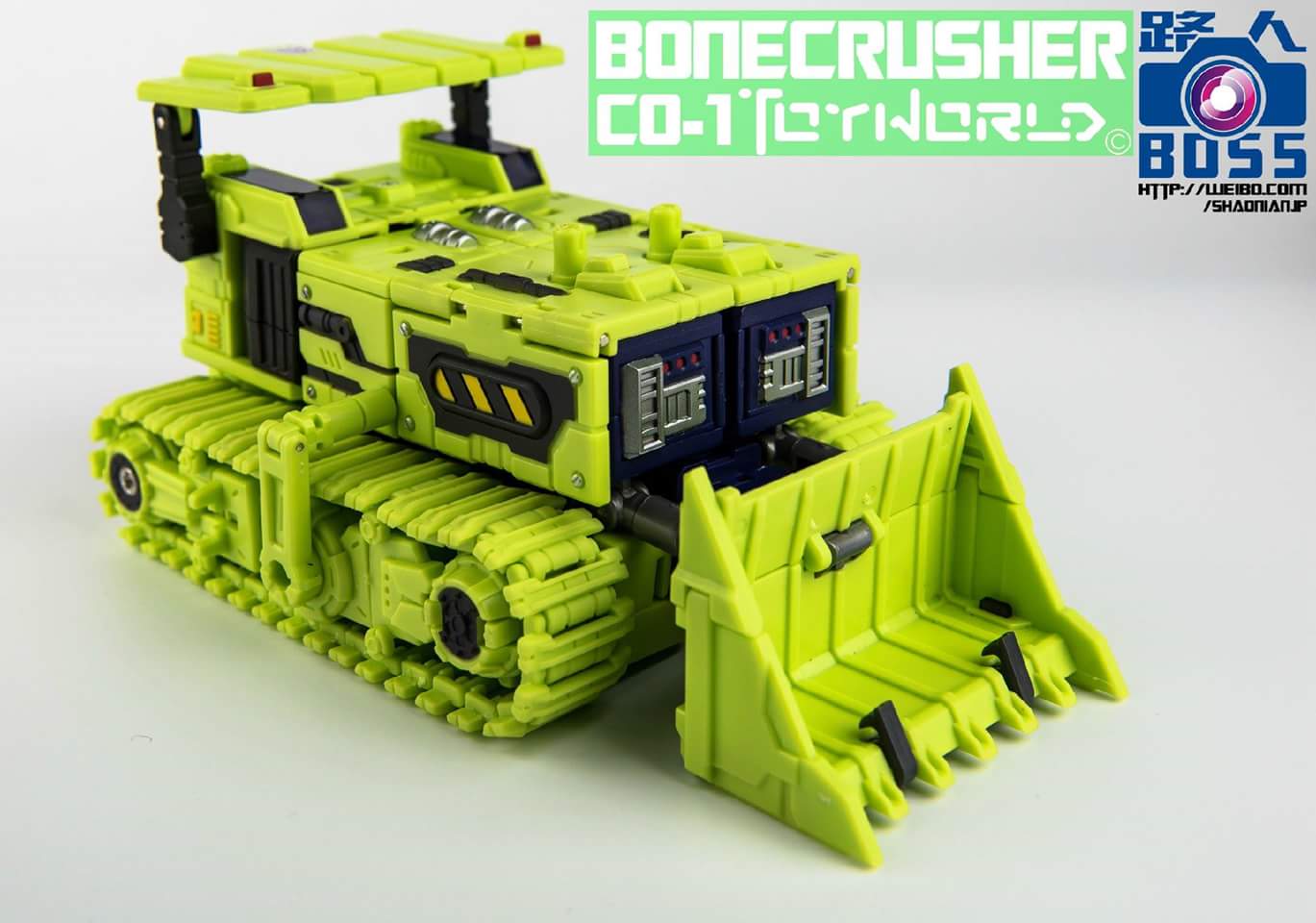 [Toyworld] Produit Tiers - Jouet TW-C Constructor aka Devastator/Dévastateur (Version vert G1 et jaune G2) - Page 3 VoYQ1tRu