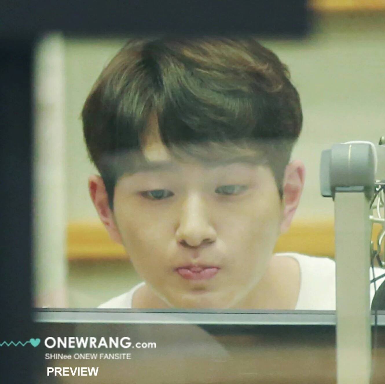 [IMG/160705] Onew @ DJ Especial - KBS Sukira Kiss The Radio WpYNMu68