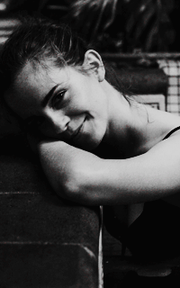 Emma Watson X7q8OOoe