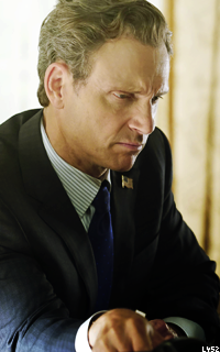 Tony Goldwyn XDxQNdZS