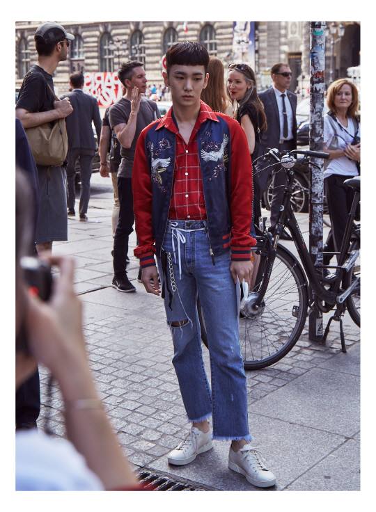 [IMG/160629] Key @ Paris Men's Fashion Week XEMsoQLz