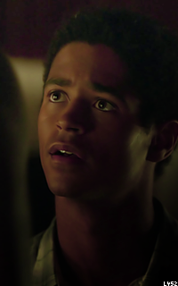 Alfred Enoch  XETllroS