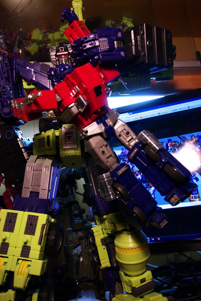 [Combiners Tiers] TOYWORLD TW-C CONSTRUCTOR aka DEVASTATOR - Sortie 2016 - Page 15 XnE9lrXX