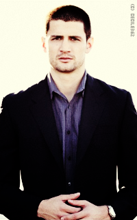 James Lafferty XqpBYrnZ