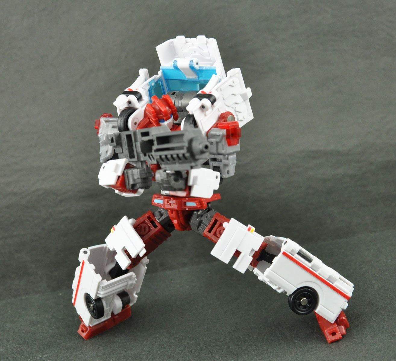 [Combiners Tiers] MAKETOYS MTCM-04 GUARDIA aka DEFENSOR - 2015-2016 - Page 5 Y3qUnAdP