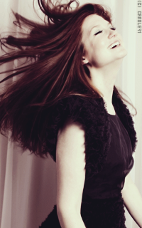 Bonnie Wright YsHD6OMe