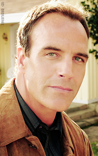 Richard Burgi ZAJMj0pg