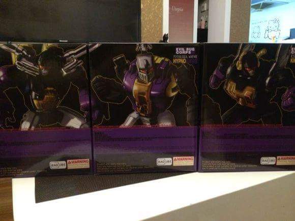 [BadCube] Produit Tiers - Jouet OTS-05 Claymore / OTS-06 Hypno / OTS-07 Kickbutt - aka Insecticons - Page 2 ZLpEeHS0