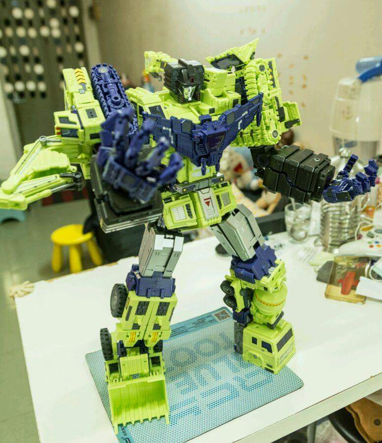 [Combiners Tiers] TOYWORLD TW-C CONSTRUCTOR aka DEVASTATOR - Sortie 2016 - Page 16 ZxcL5hnD