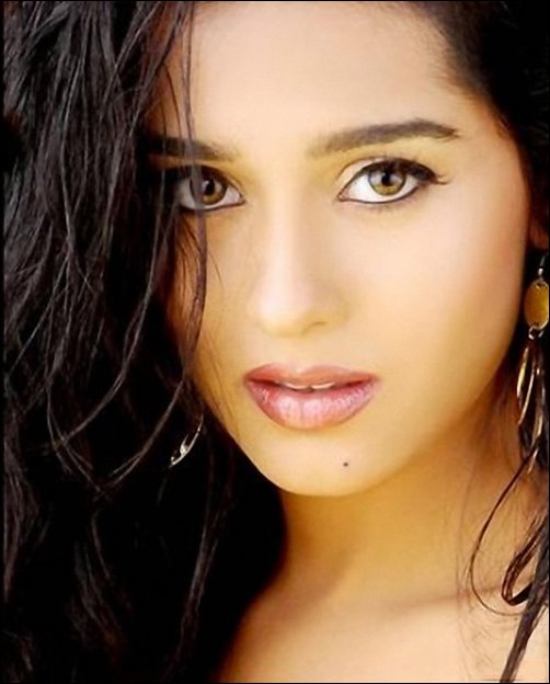 الجميله Amrita Rao Amrita2