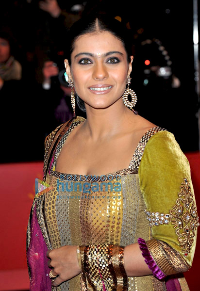 kajol تنتظر طفلها الثانى Still5