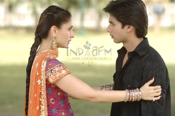 Jab We Met still Still14