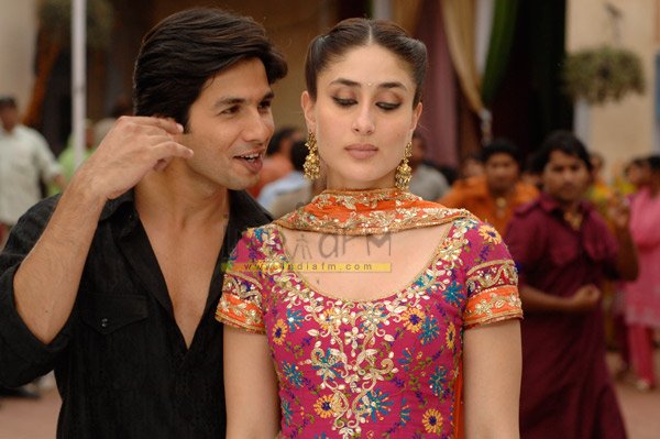 Jab We Met still Still9