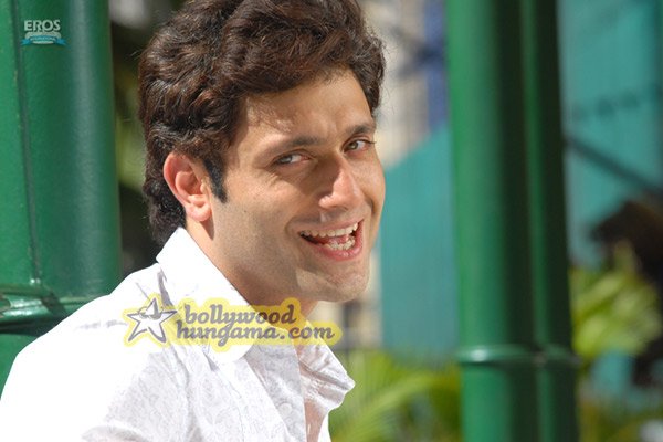 الممثل الانيق shiney ahuja Still20