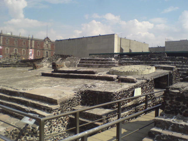 Fortalezas y edificaciones históricas que un día fueron destruidas A7g9u37lyqfyibphcomy