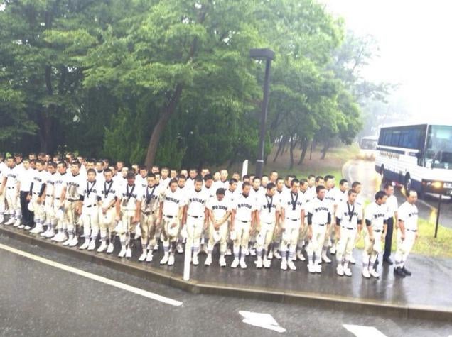 Le sport national au Japon est le Baseball..... Dieu qu'ils aiment ca la bas!!! Eizhykasrlzlvgqfeqcb