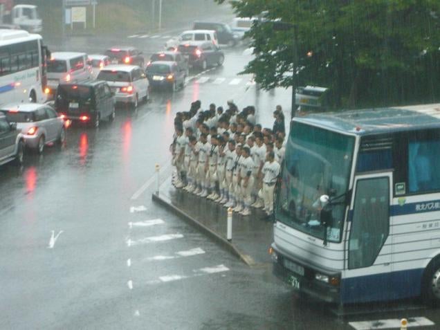 Le sport national au Japon est le Baseball..... Dieu qu'ils aiment ca la bas!!! Blqo1ycs4jtypgwgv7d5