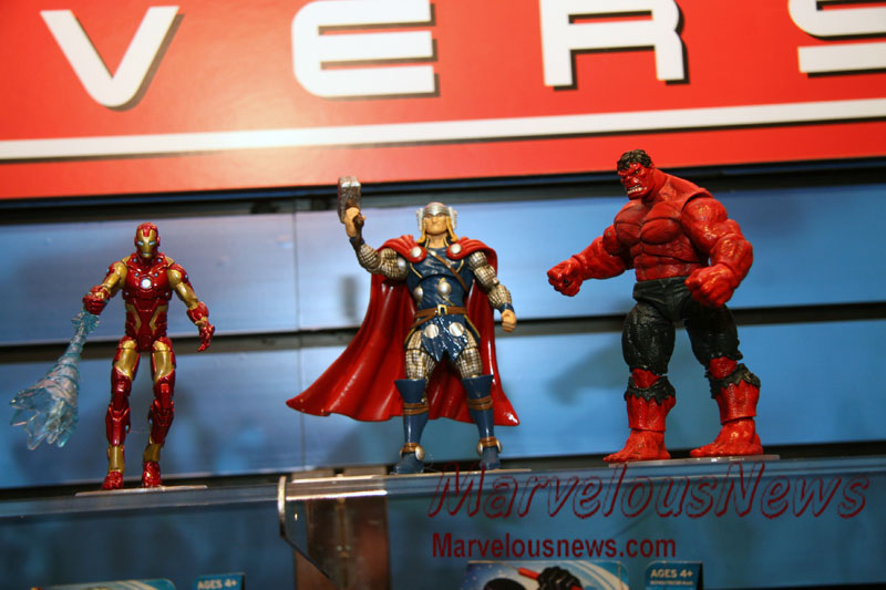 [Toy Fair 2012] Hasbro Marvel Universe IMG_8285