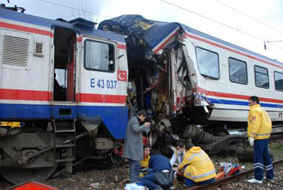 Bilecik’te bugün tren kazası; 1 ölü, 12 yaralı SON DAKİKA Fft17_mf474211