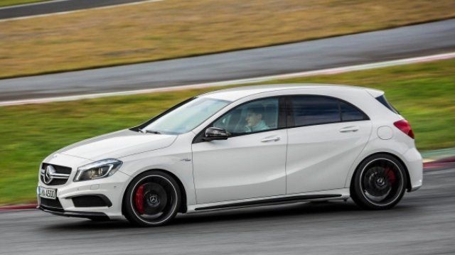 Mercedes представя A45 AMG 640_a-45-3-b6122aa378