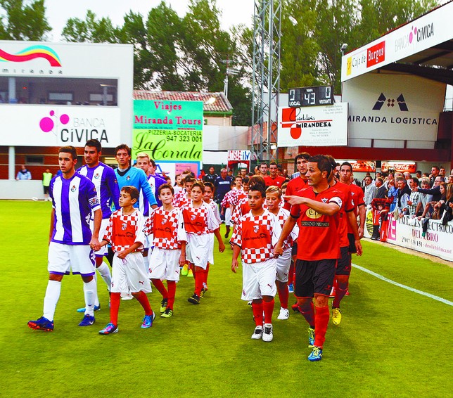 CD Mirandés: Es Anduva! Siente la pasión! - Seite 6 FE0A52A9-F7B3-EF1A-5E3F43EE05CA03CB