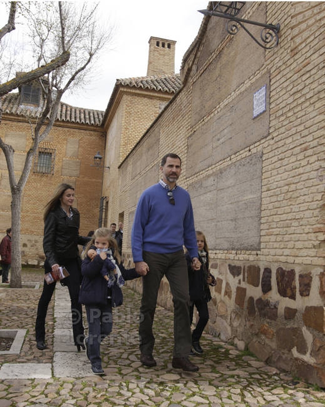 Los Príncipes y las infantas Leonor y Sofía visitan Almagro - Página 2 FCAA99CC-F6B4-A707-A69332E7653199A4