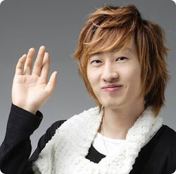 الضحك:) EUNHYUK