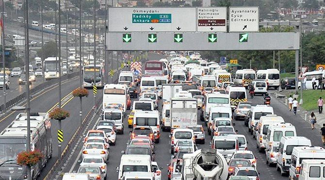 Yarın Kazlıçeşme Meydanı’nda yapılacak Nevruz kutlamaları nedeniyle, bazı yollar trafiğe kapatılacak. Yollar-671