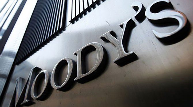 Uluslararası kredi derecelendirme kuruluşu Moody's, Türkiye'deki bankacılık sektörünün görünümünün, "negatif" olduğunu belirtti. Moody670