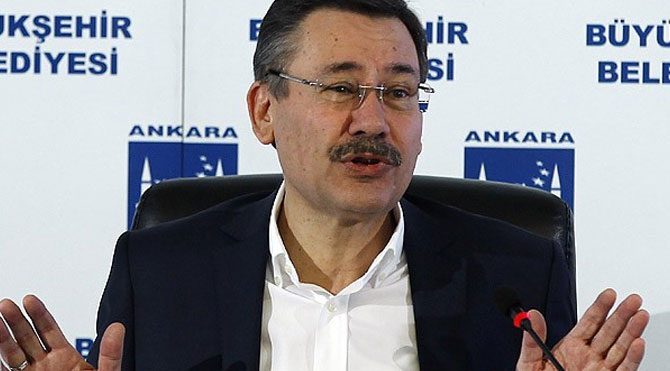 "Ölüm tehdidi" alan Ankara Büyükşehir Belediye Başkanı Melih Gökçek, “özel” koruma kapsamına alındı. Melih-gokcek-671