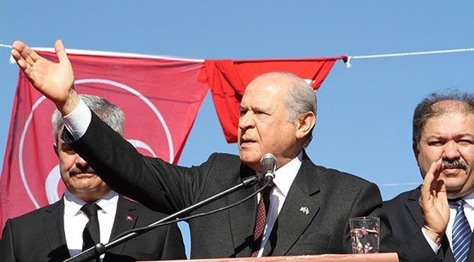 Devlet Bahçeli "Türkiye ya AKP ile eksik kalmış bir yıkımı tamamlayacaktır ya da kendi geleceğini kendi azim ve kararı ile tayin edecektir" Bahceli-671