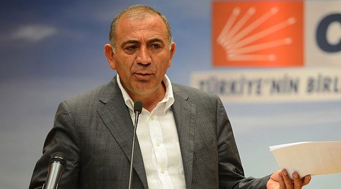 CHP'li Gürsel Tekin: Hiç kimse namusunu, şerefini, haysiyetini pazara çıkaracak durumda değildir. Gursel-tekin-671