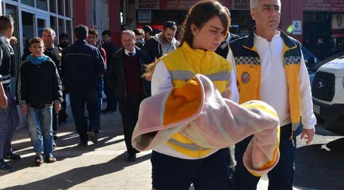 Suriyeli 1.5 yaşındaki Garam bebek kimsesizler mezarlığında toprağa verilirken, ailesinin Ankara'ya gittiği ortaya çıktı. Garam-bebek