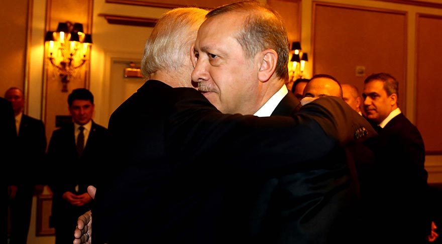Nükleer Güvenlik Zirvesi için ABD'de bulunan Cumhurbaşkanı Recep Tayyip Erdoğan, Washington'da ABD Başkan Yardımcısı Biden ile görüştü. Erdogan-joe-biden-880-2