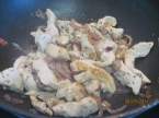 lamelles de poulet aux pâte de Savoie en sauce Lamelles_de_poulet_aux_pate_de_savoie_en_sauce_tomate_010
