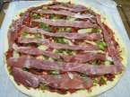 pizza au jambon cru et bambou,mozzarella. photos. Pizza_au_jambon_cru_et_tranches_de_bambou_018