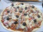 pizza au poisson et échalotes Pizza_au_poisson_a_l_echalotes_018