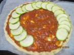 Pizza aux courgettes, tomates noires et parmesan + photos. Pizza_aux_courgettes_et_tomates_amp_jambon_au_parmesan_006