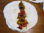 tortilla,poivrons,dinde,sauce tomate,photos. Tortilla_aux_poivrons_et_poulet_sauce_tomate_gratinee_025