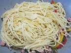 Spaghettis aux poivrons et dés de jambon. Spaghettis_aux_poivrons_et_des_de_jambon_005