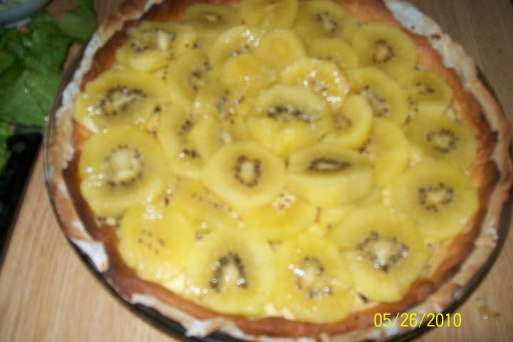 LÉGUMES ET FRUITS : LEURS HISTOIRES(suite)(les choisir,les cuisiner) Tarte_aux_kiwis_jaune_007