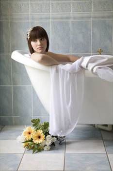 Ülkelerin Evlenme Gelenekleri Bride_bath_d