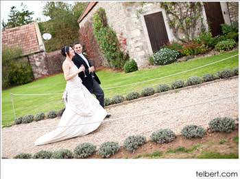 Ülkelerin Evlenme Gelenekleri Brideandgroomwalking_d