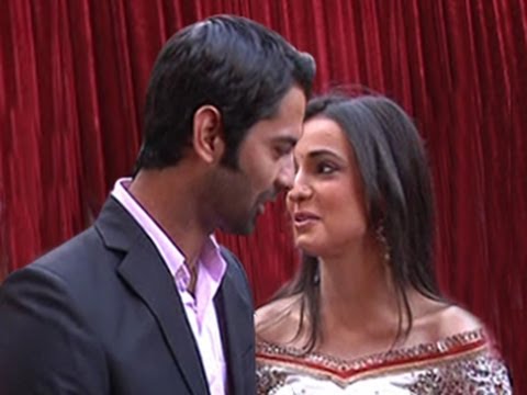 Iss Pyaar Ko Kya Naam Doon - Pagina 8 0