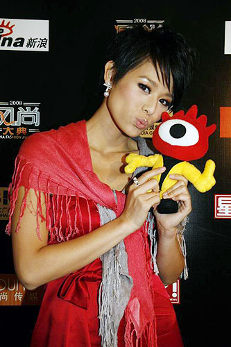 [1 November 2008] Myolie at Shanghai Fashion Event U1561P8T1D783948F915DT20081101223012