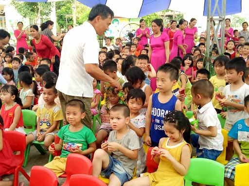 Cho thuê ghế nhựa thấp có tựa lưng cho kiện thiếu nhi Thue-ghe-nhua-thap-co-tua-lung