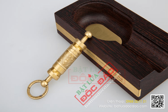 Phụ kiện xì gà Lubinski mua ở đâu hàng tốt giá rẻ? 1451902392-set-gat-tan-xi-ga-ong-dung-xi-ga-duc-lo-xi-ga-lubinski-lb-tz2-03