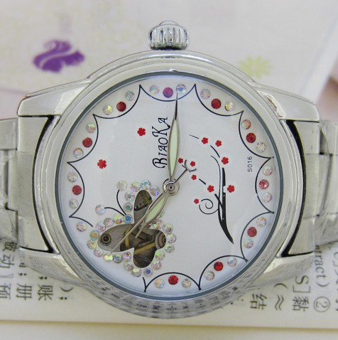 Čarobni svet  satova New-design-watch-women-automatic-mechanical-watch-self-wind-butterfly-font-b-diamanted-b-font-style