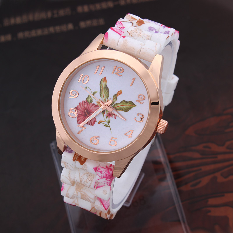 تصميمات ساعات اكثر من رائعة 2015 2015-New-Fashion-Wristwatch-Silicone-Printed-Flower-Casual-Watch-For-Ladies-Quartz-Watches-Women-Dress-Watch